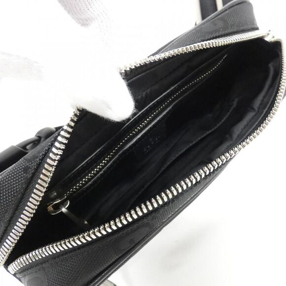 Gucci Off The Grid Black Synthetic Clutch Bag (Pre-Owned) - Picture 7 of 8